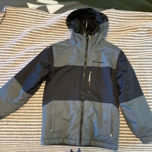 Boys Columbia omniheat hooded jacket size small. Outgrown technology. Black/gray